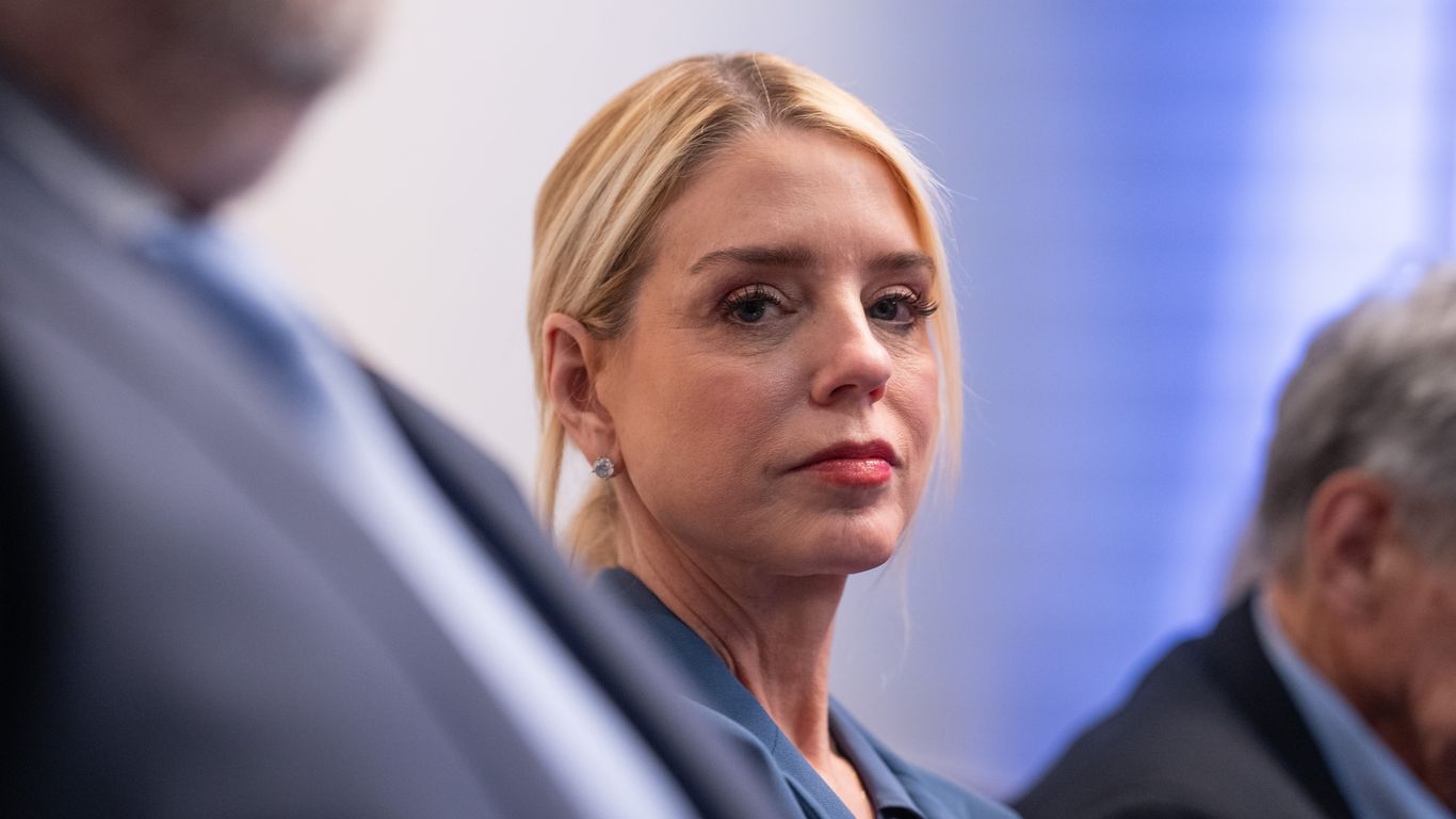 House Democrat moves to impeach AG Pam Bondi over handling of the Epstein files<br>