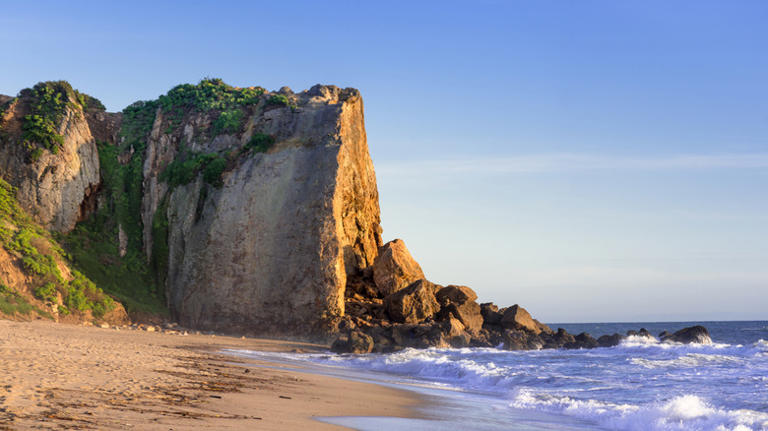 The 5 best destinations to visit for a Bob Dylan-themed getaway, per ...