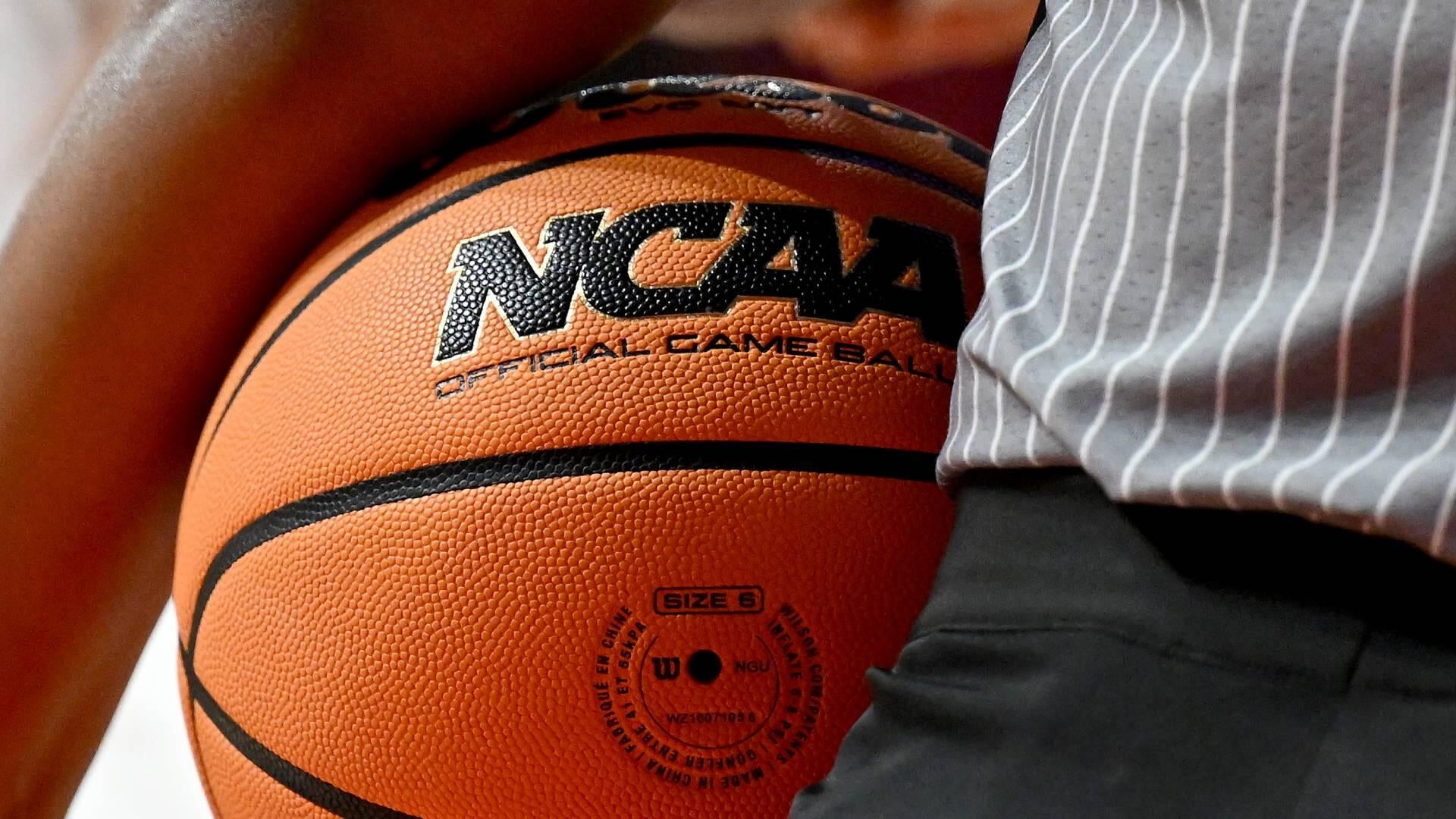 Former Cal State Bakersfield assistant Kevin Mays accused of working as ...