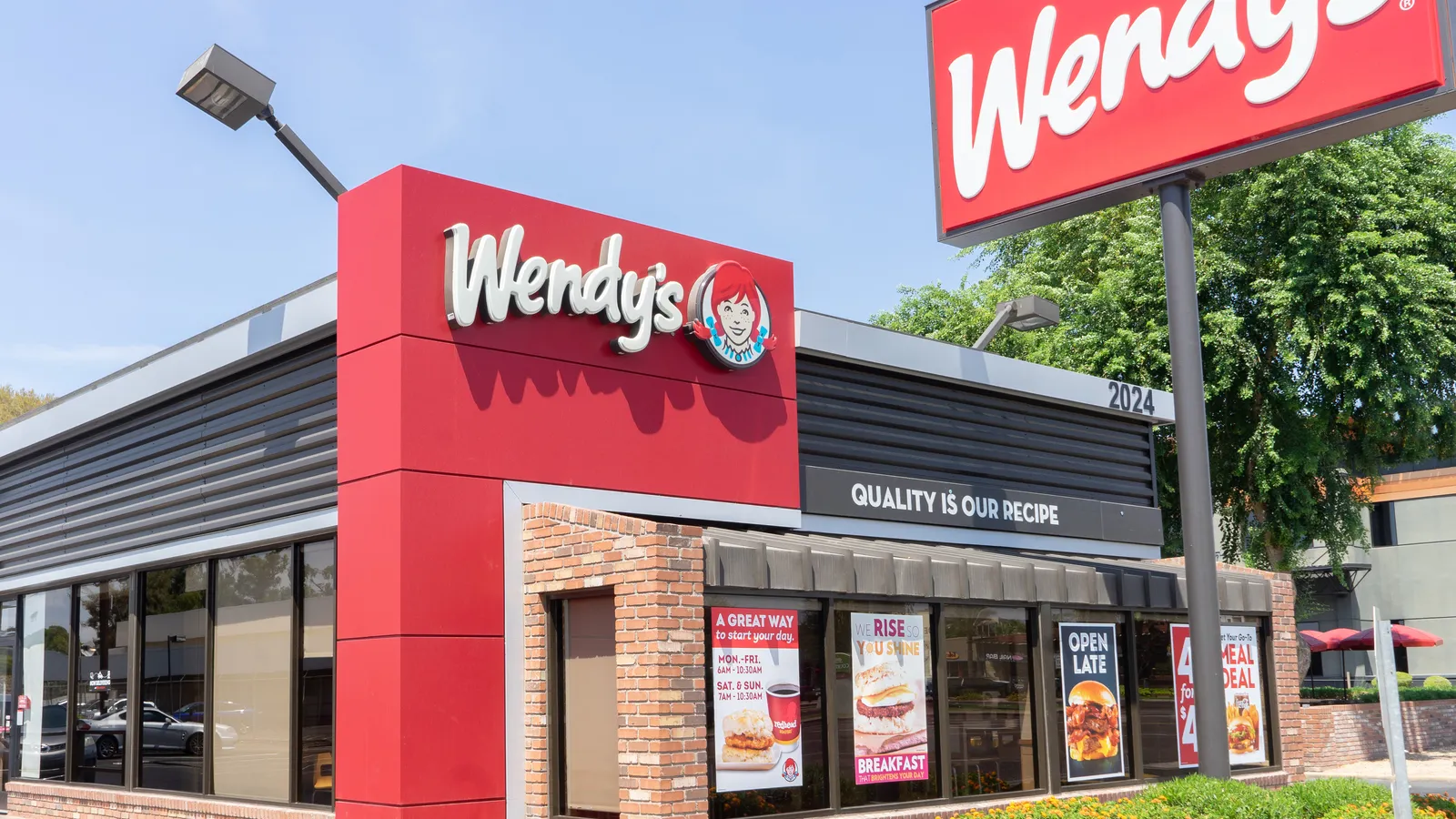 Wendy’s just dropped a limited time drive thru meal, and fans are ...