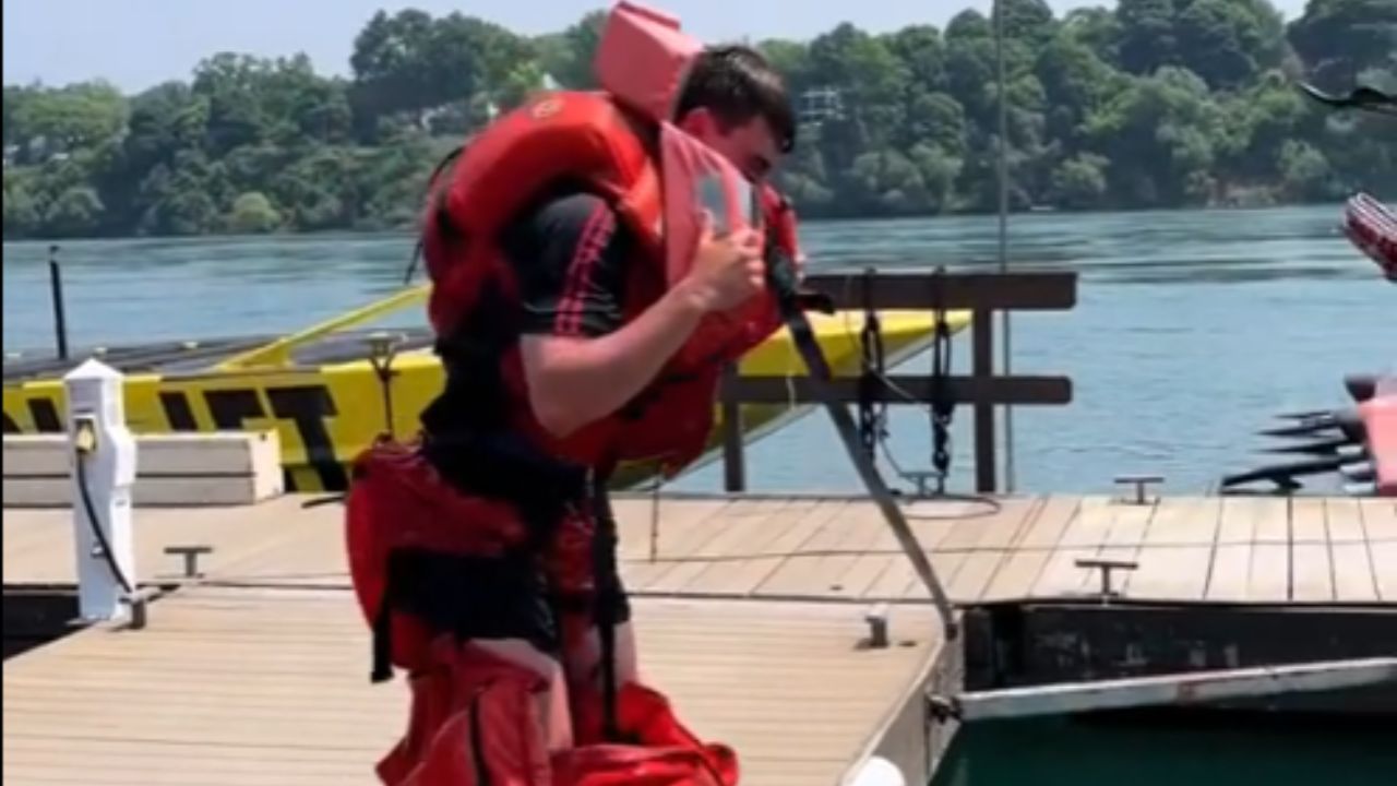 Man jumps into the water wearing 16 life jackets hilarious video
