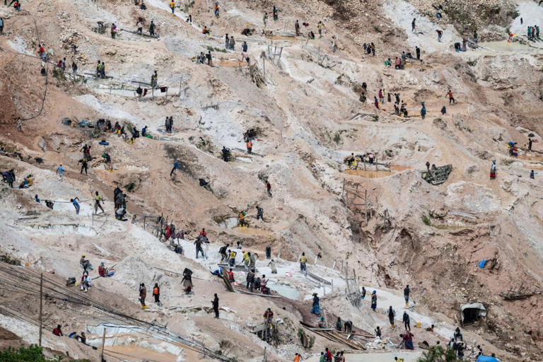 200 feared dead in Congo mine collapse — but rebels claim only 5 killed
