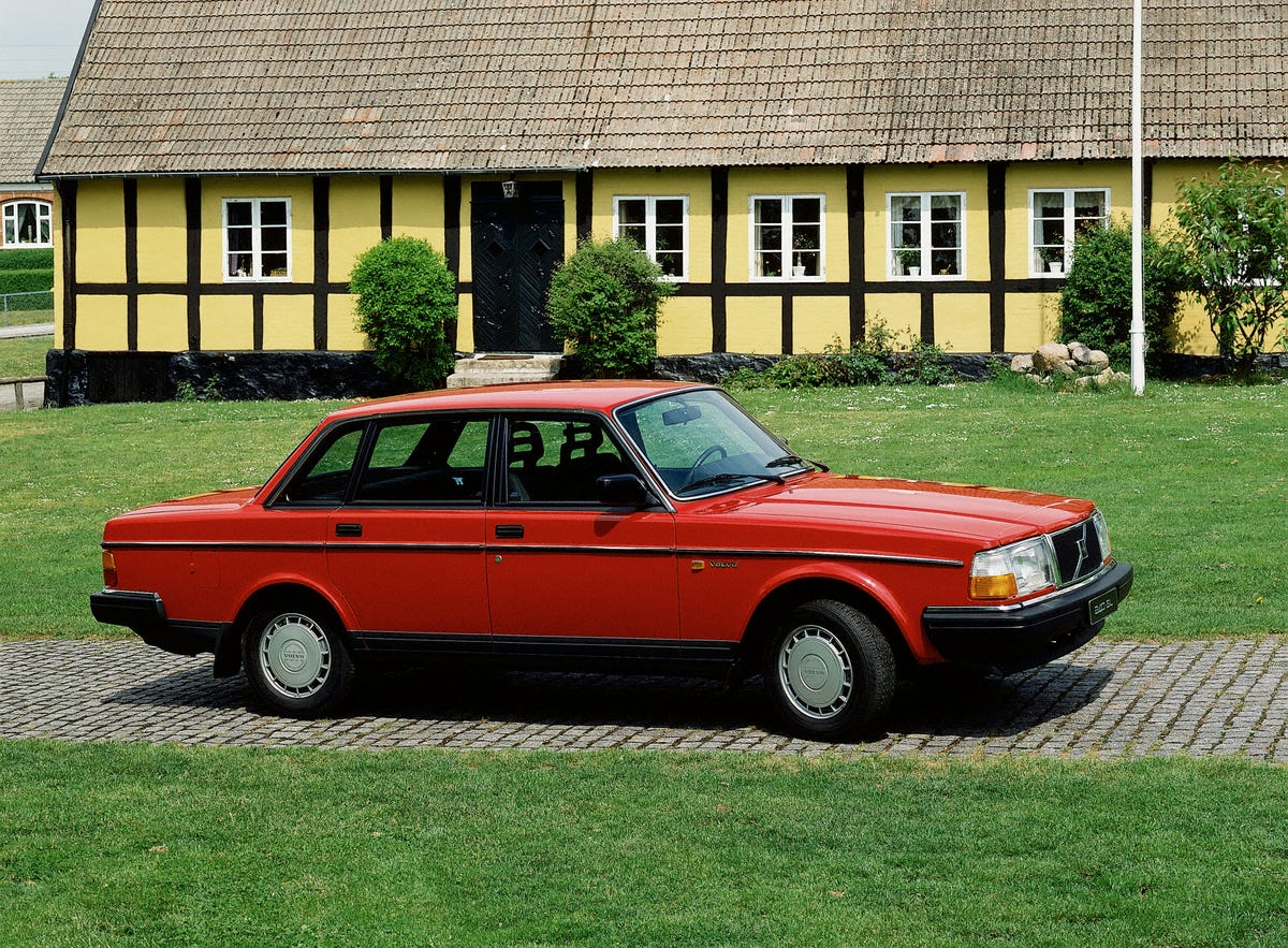 Yes, You Can Daily-Drive a Classic Car, and These Are the Ones to Look For