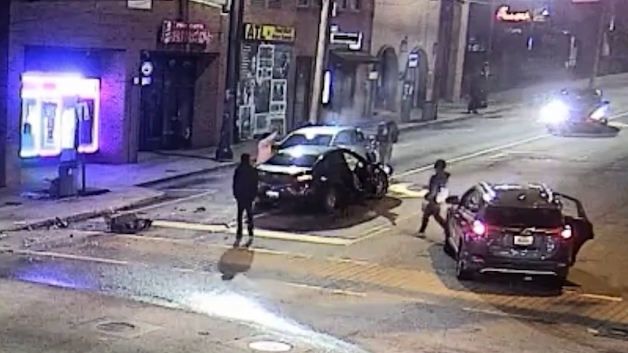 Atlanta road rage crash leads to armed robbery