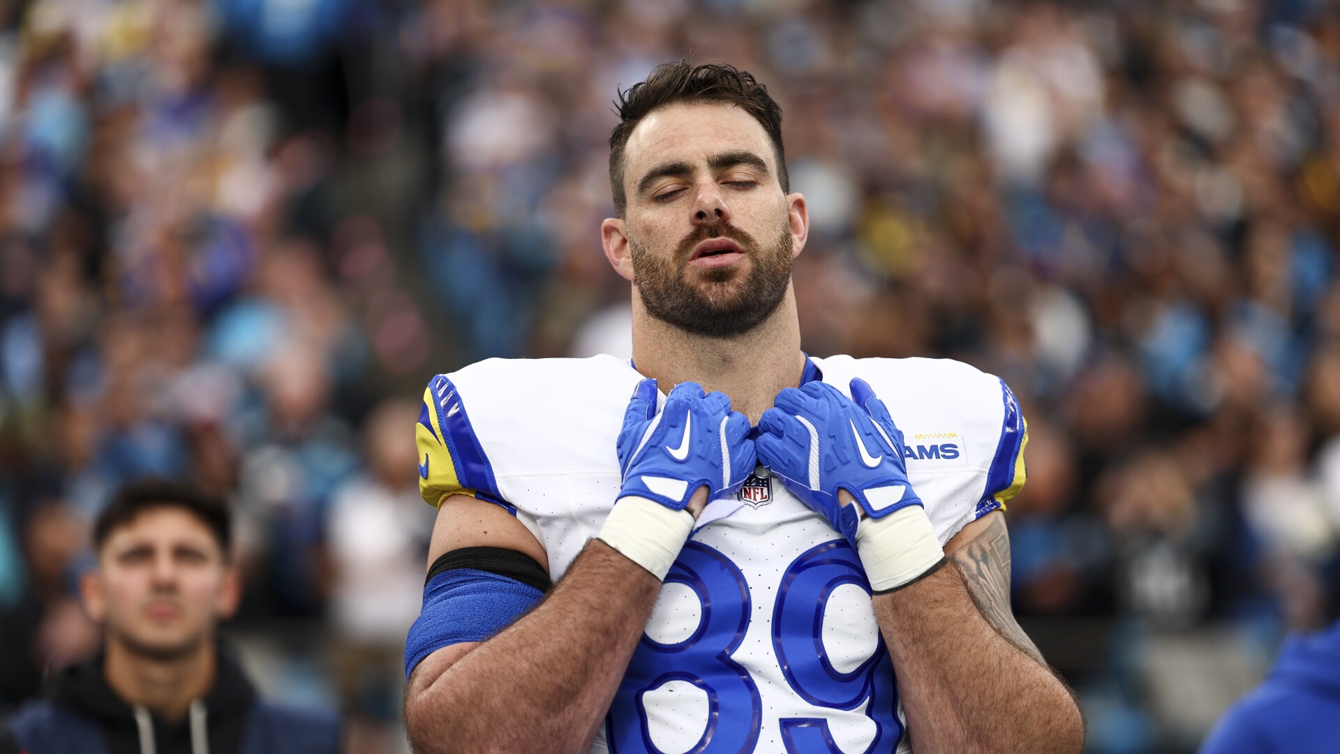 TE Tyler Higbee, Rams reach agreement on two-year deal