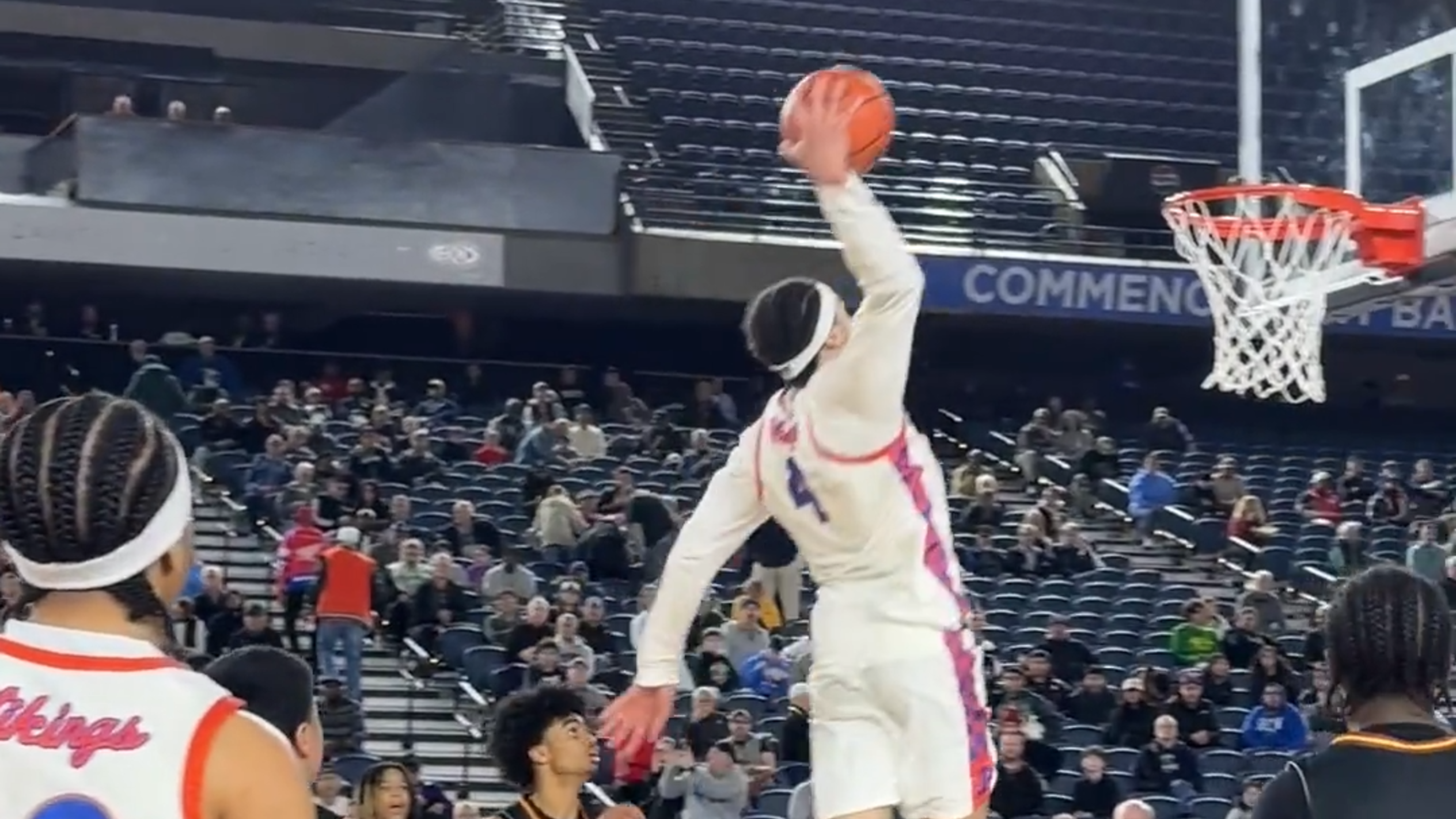 Rainier Beach's Tyran Stokes, No. 1 player in country, throws down dunk ...