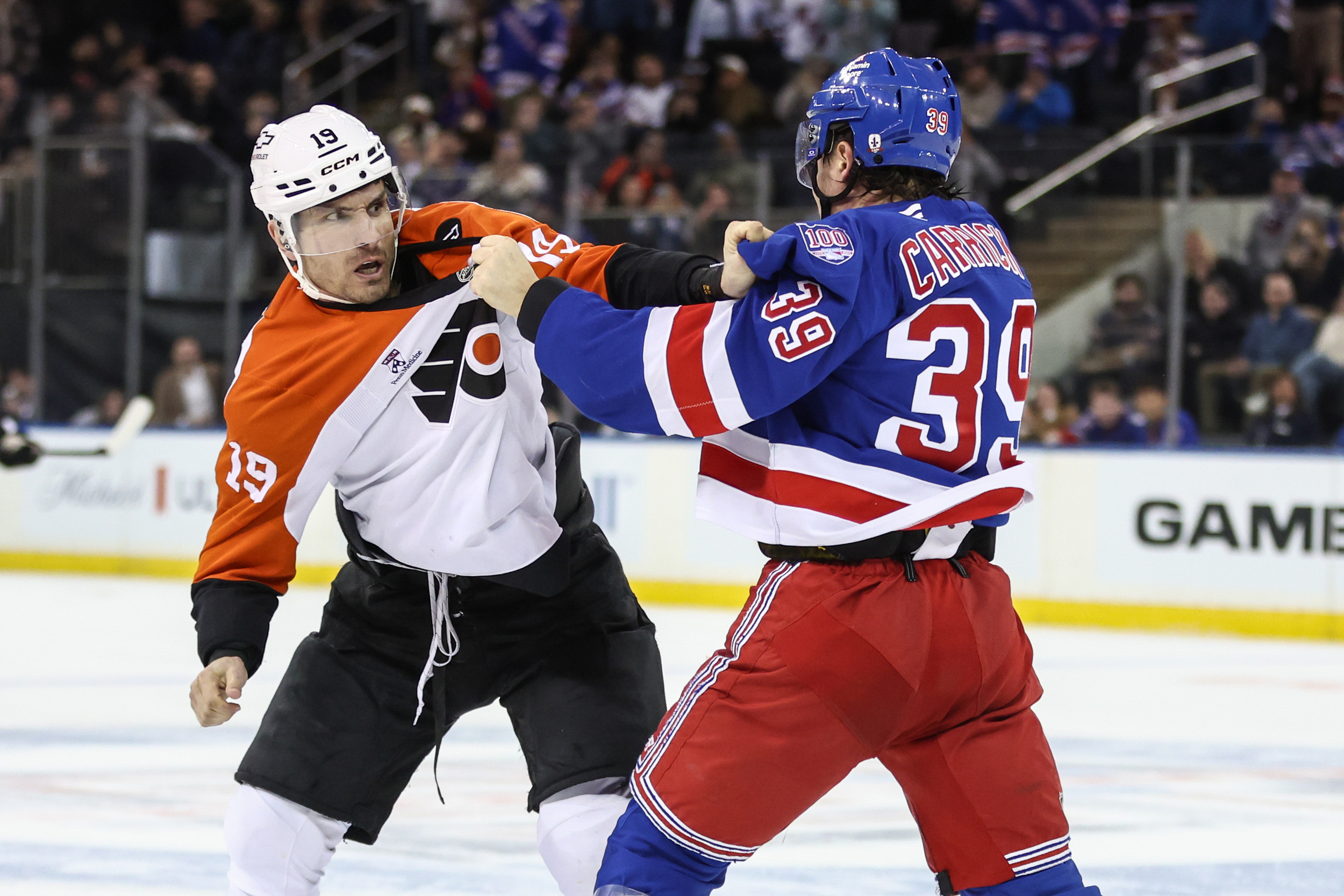 Sabres expected to acquire Sam Carrick from Rangers