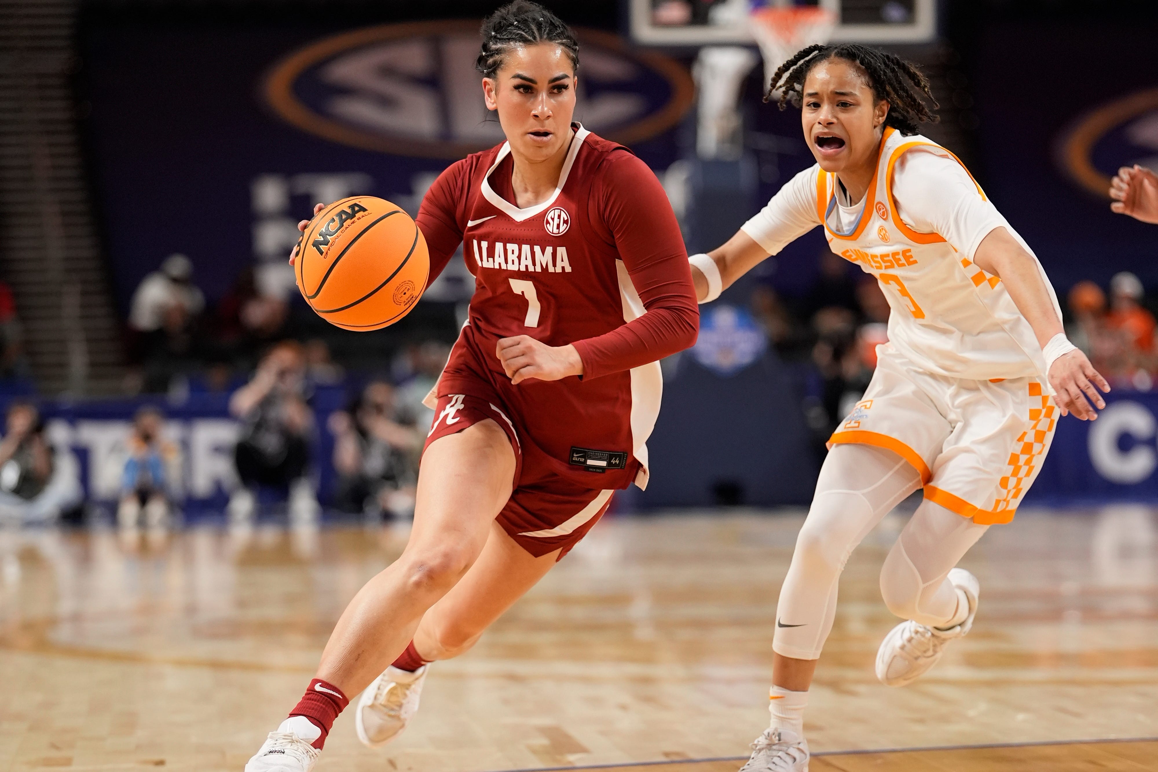 SEC women's basketball tournament live updates: Scores, highlights