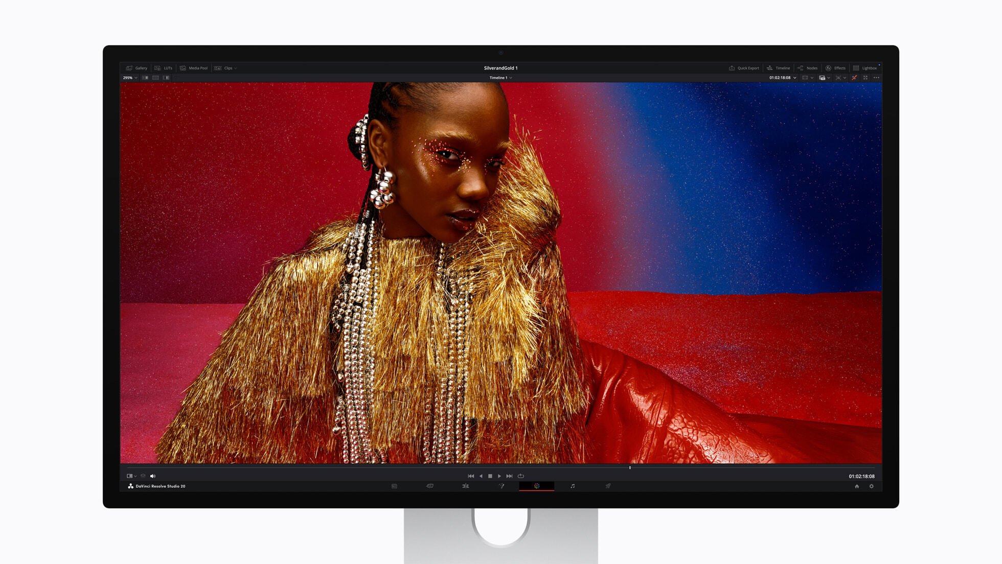 Apple Pro Display XDR vs. Apple Studio Display XDR: The 6K legend meets ...