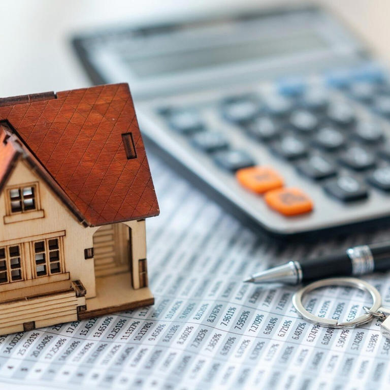 Iran war hits housing market as mortgage rates rise to 6%