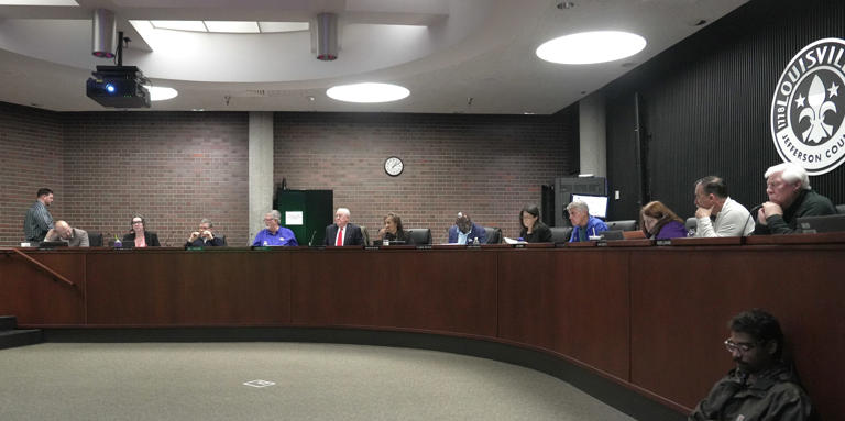 Louisville commission approves hyperscale data center plan. What to know