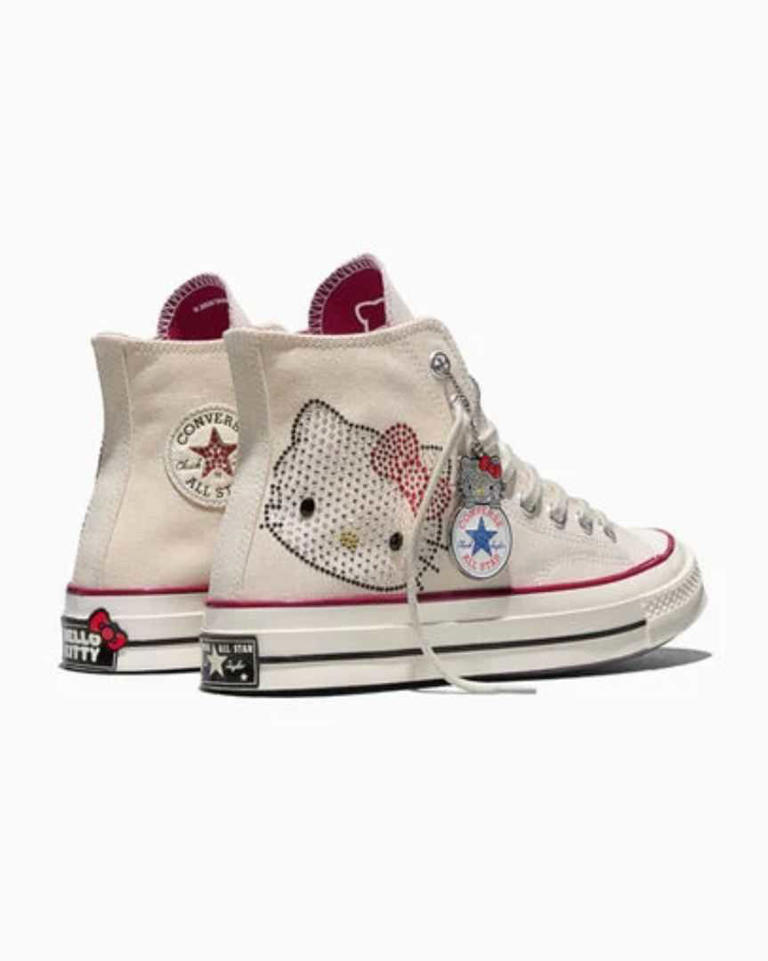 Converse Chuck taylor Hello Kitty limited edition. $65 or $130 for both pairs.. Converse x Hello Kitty and Friends Chuck 70 Ox BFFS Sneaker  main image 3