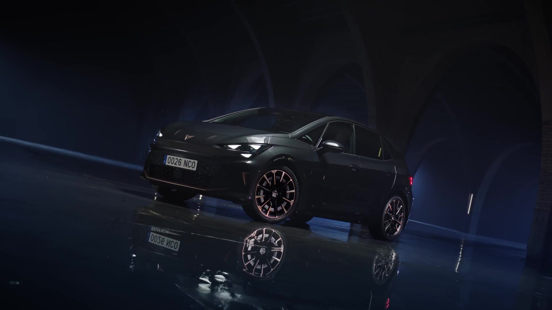 New CUPRA Born brings electrifying performance with new striking design ...