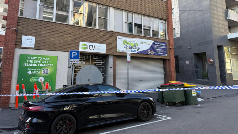 West Melbourne mosque reopens to public after police investigate ...