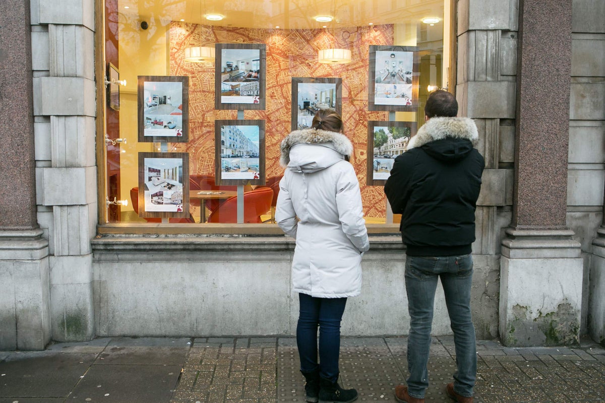 Average UK house price reached a new high in February, says Halifax