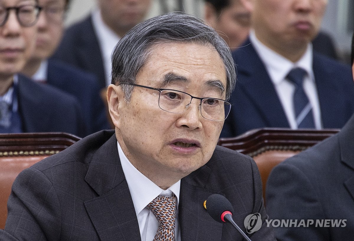 (LEAD) S Korean delegation to visit US for nuclear energy talks: FM Cho<br><br>
