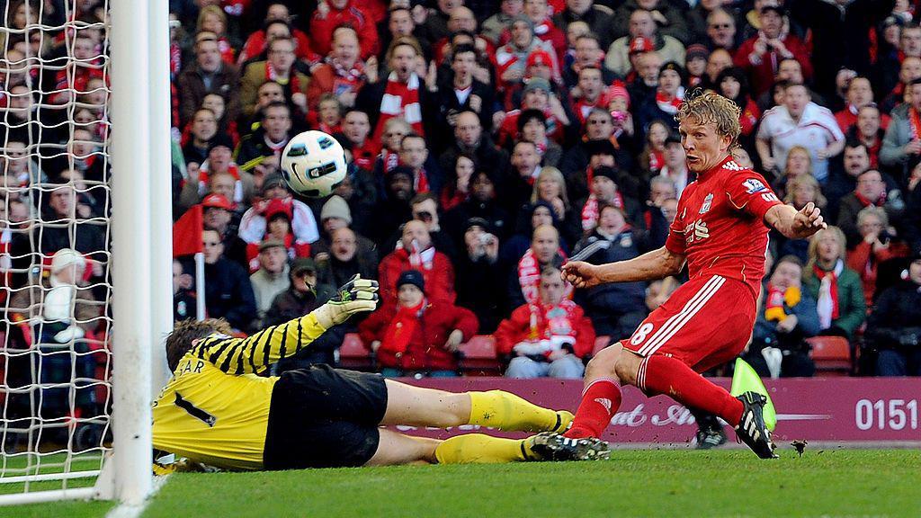 Kuyt's six-yard hat-trick against Man Utd - 6 March 2011
