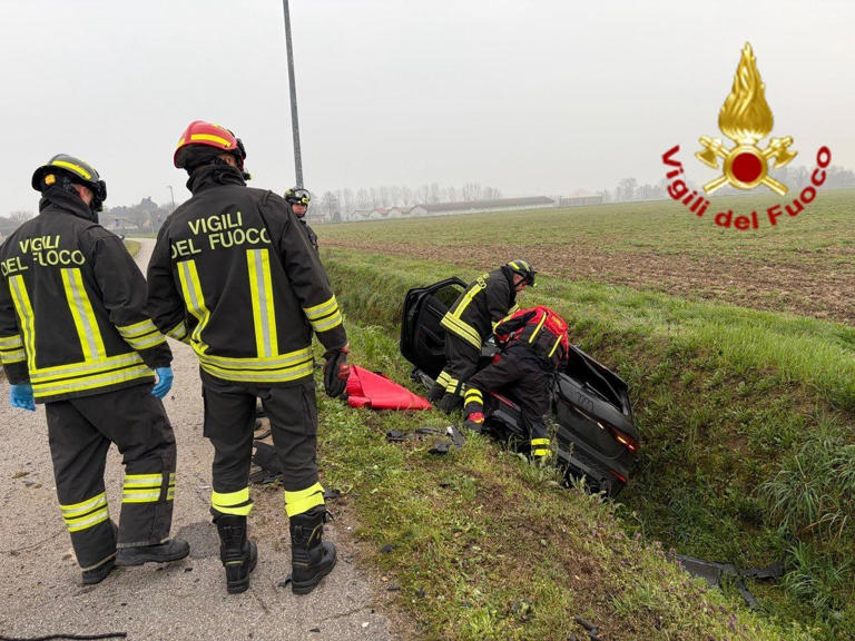 Auto fuori strada sulla provinciale 205 a Marudo: ferita una donna di ...