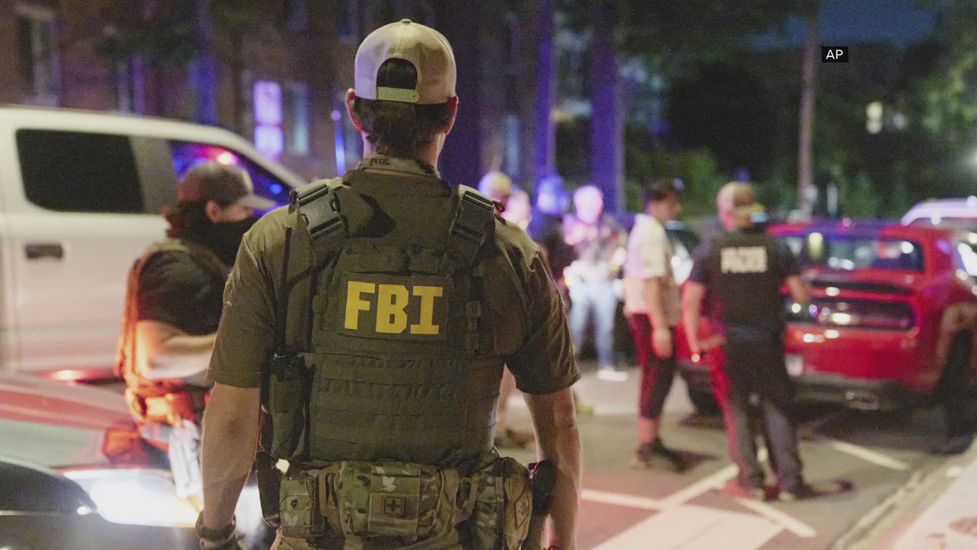 FBI sending new agents to DC