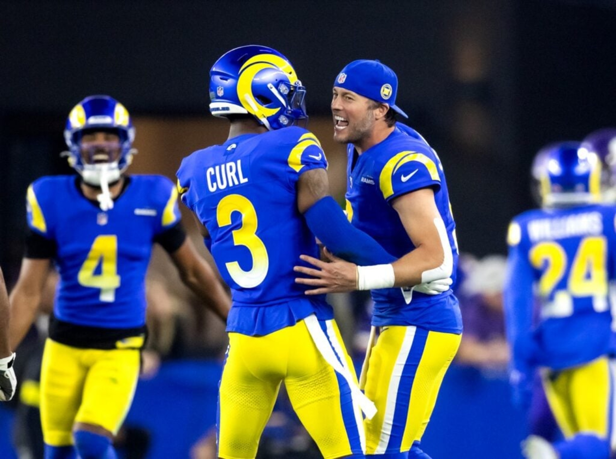 6-year starting safety signs contract with Los Angeles Rams