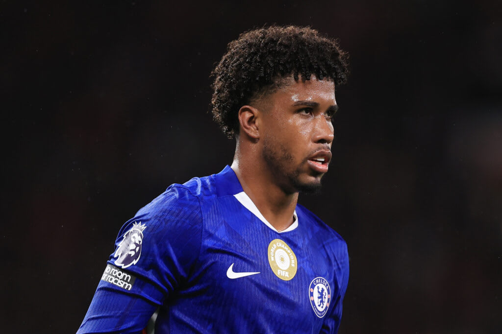 Manchester United turn to Chelsea’s Andrey Santos after Elliot Anderson blow<br><br>