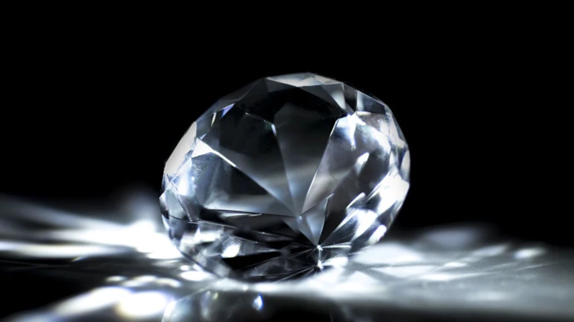 China team grows world’s rarest millimeter-sized hexagonal diamond crystal