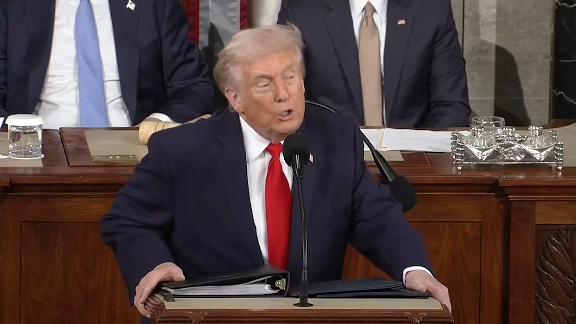Sickly Trump struggles to speak - as confused speech collapses