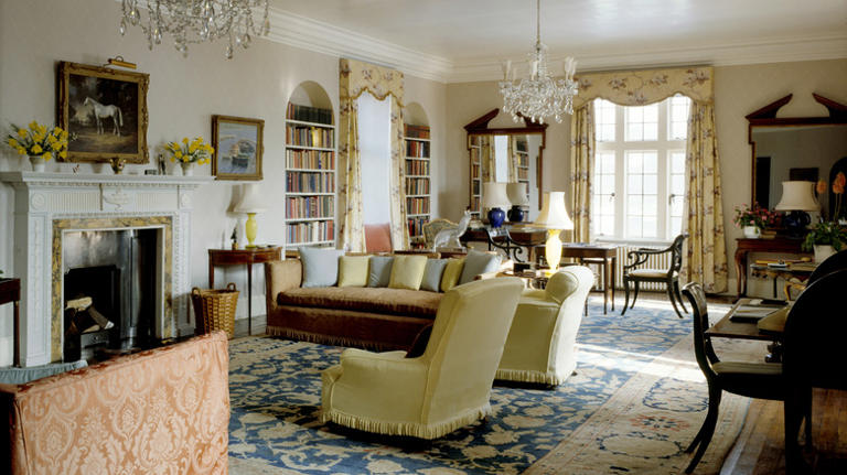 Whether you like it or not, the old-money trend is here: textures that ...