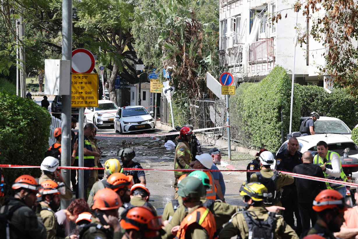 iran-la-guerra-si-allarga-raid-israeliani-su-beirut-missili-di