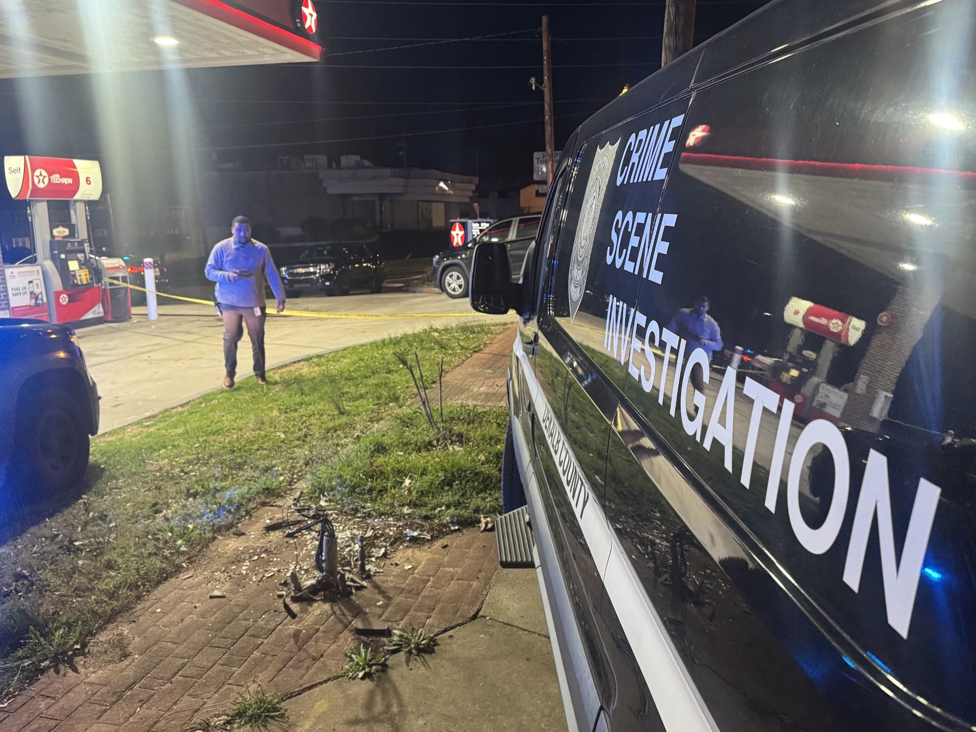 Man shot at DeKalb County gas station, police say