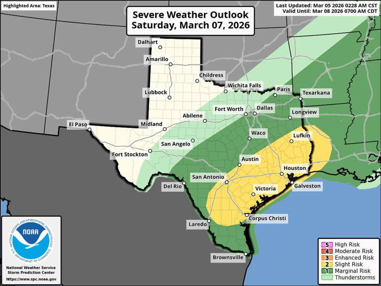 Strong tornado risk targets North Texas on Friday. Here's when Houston ...