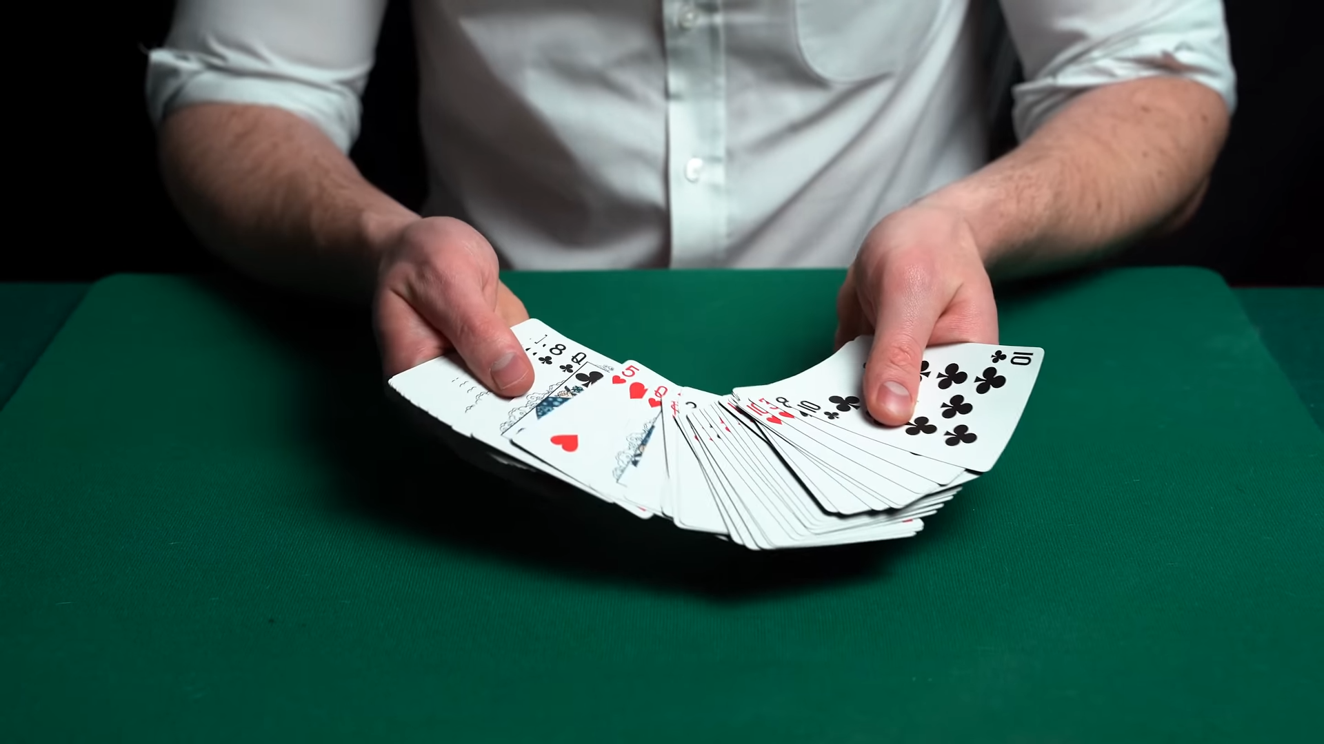 The card illusion that looks impossible until you know the secret