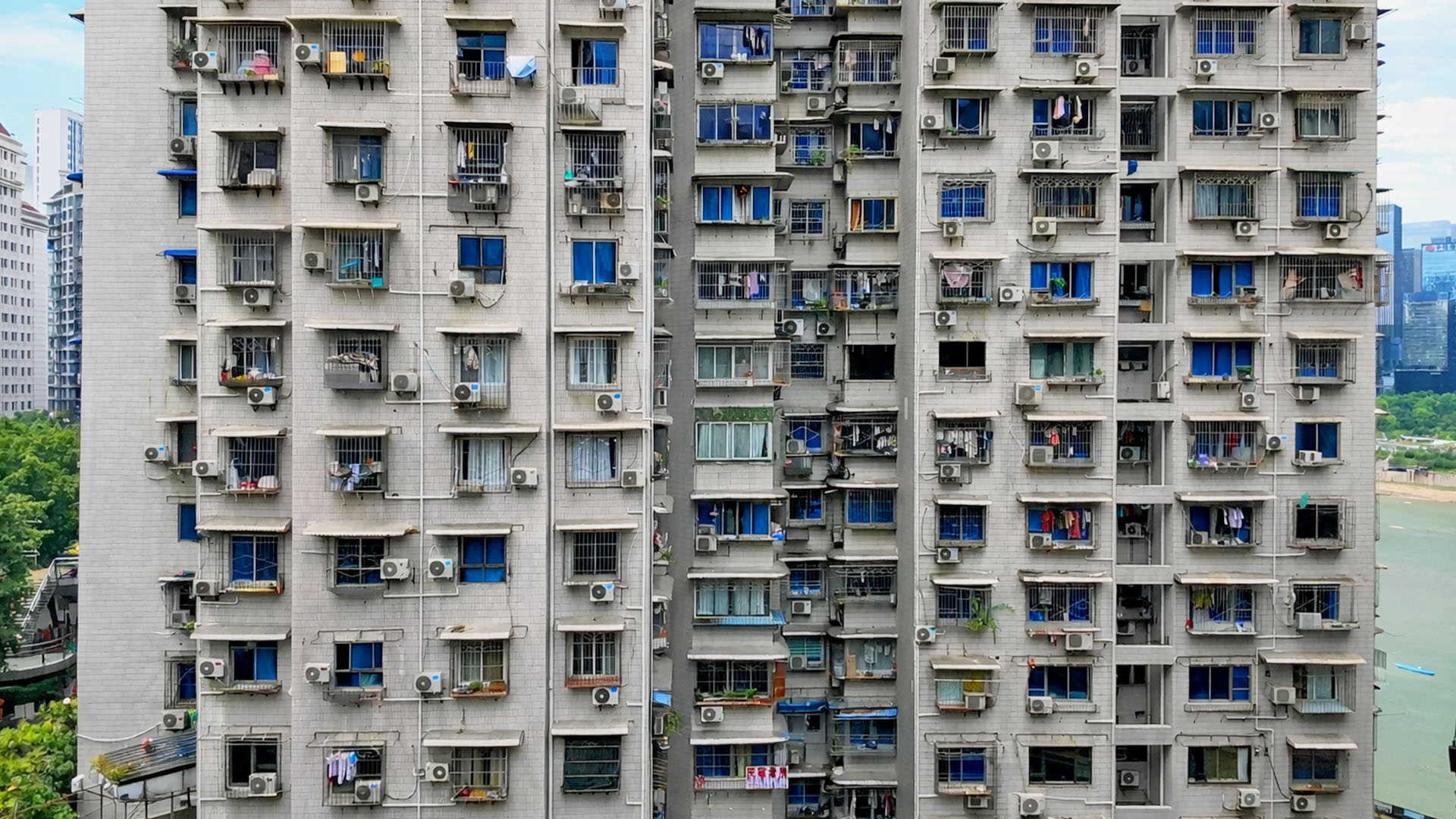 Many floors provide housing for more people: China