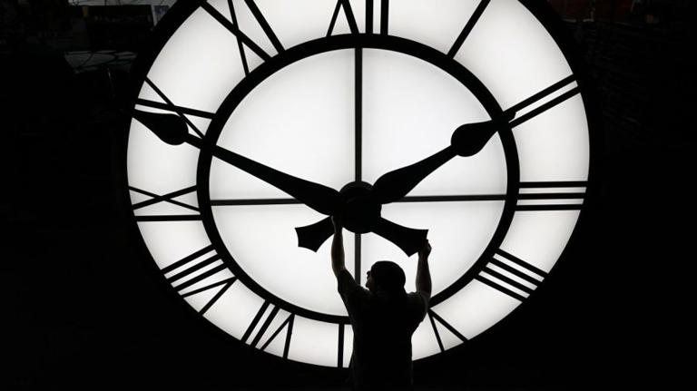 Why do 2 states not observe daylight saving time?