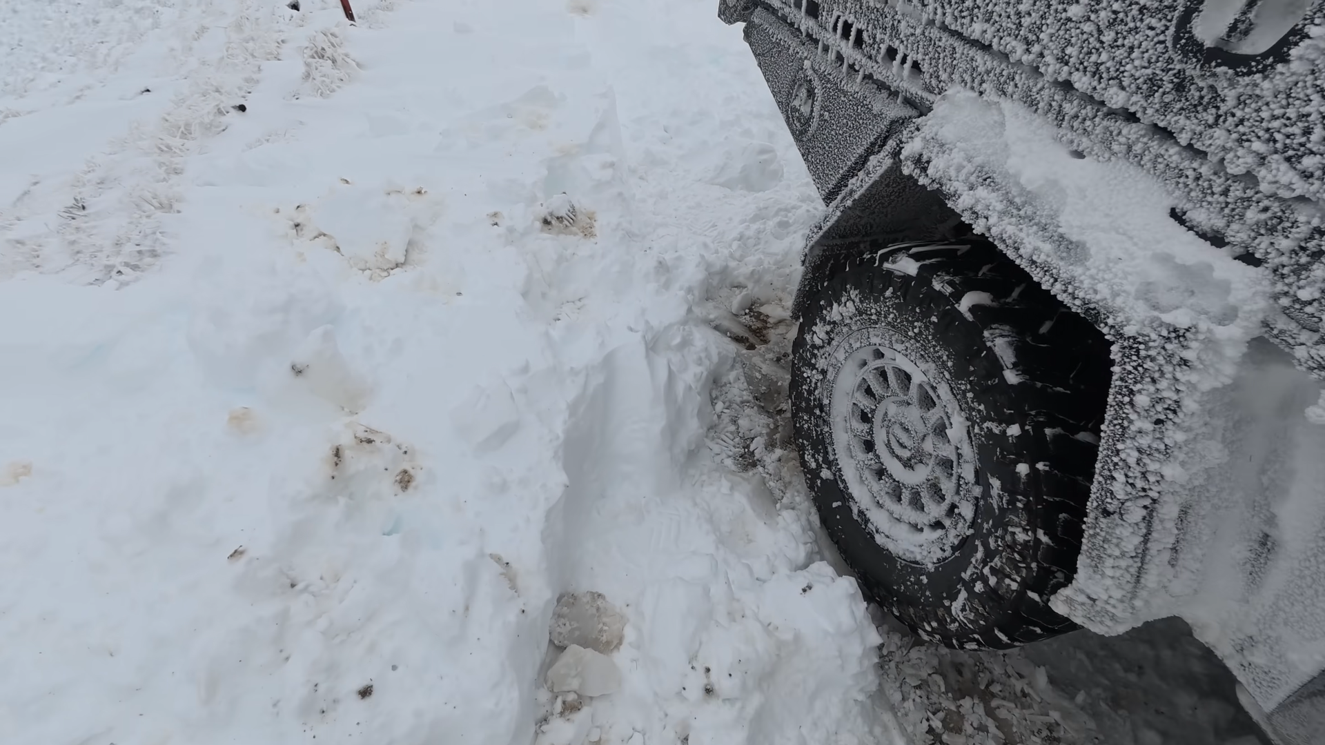 Thigh-deep snow! Why 10 tons of ice just ended my New Zealand escape ...