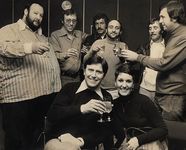 Gangster jailed with the Kray twins who went on to get an OBE from the ...
