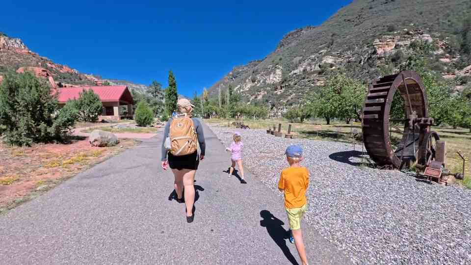 Perfect weekend in Sedona, Arizona; hikes, food & natural water slides