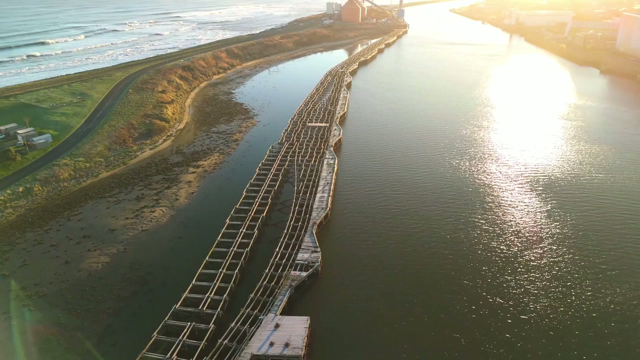 Blyth, UK: Drone views of offshore wind power triumph