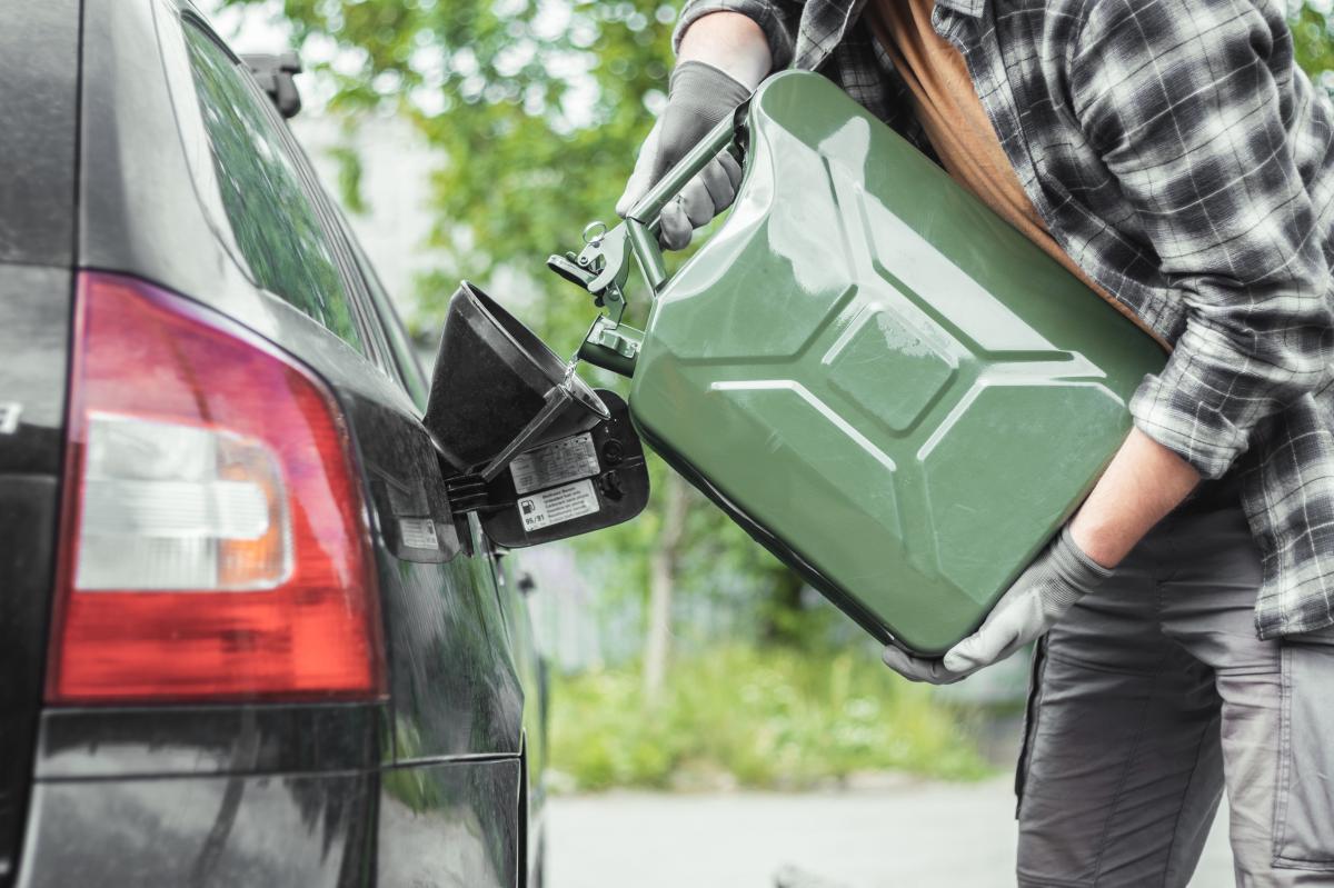 Wunderschone Wieviel Benzin Darf Ich Im Auto Transportieren Ebenbild