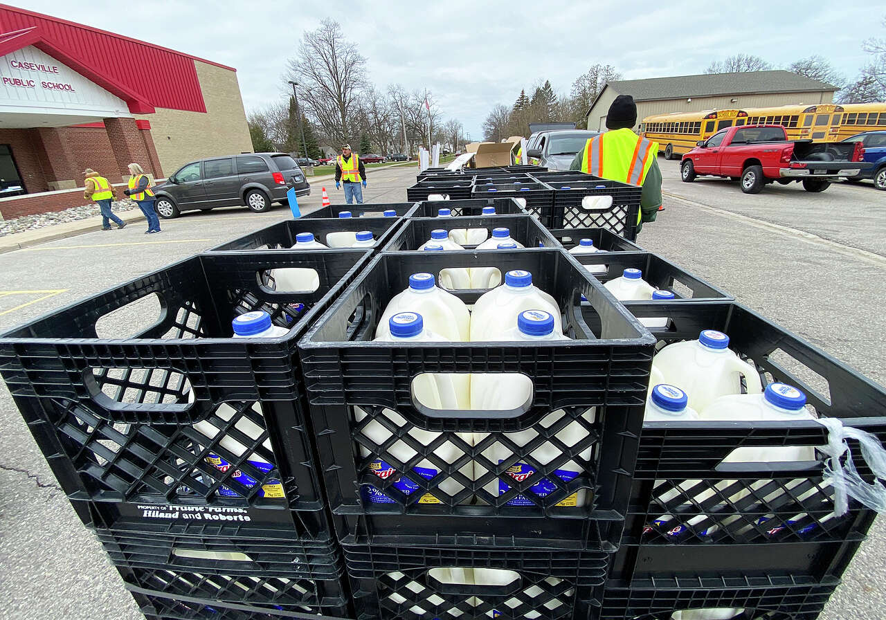 Volunteers to host drive-thru food pantries across the Thumb in March
