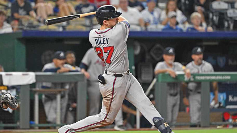 Austin Riley features these top 5 must-roster fantasy baseball players ...