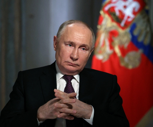 WashPost: Russia giving Iran data to hit US forces<br><br>