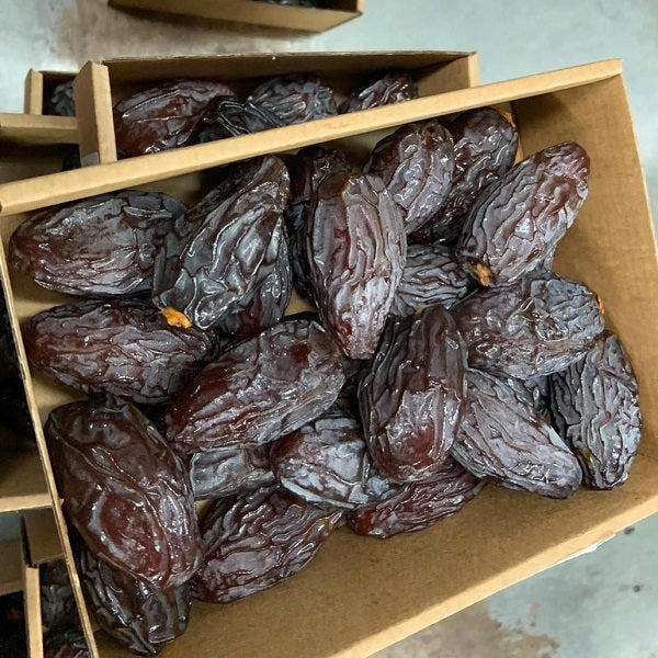 The Mejhoul date: Born in Morocco, dominated by Israel