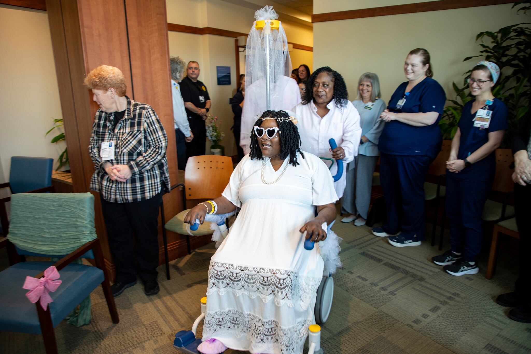 Here comes the bride: Couple marries at Sentara RMH