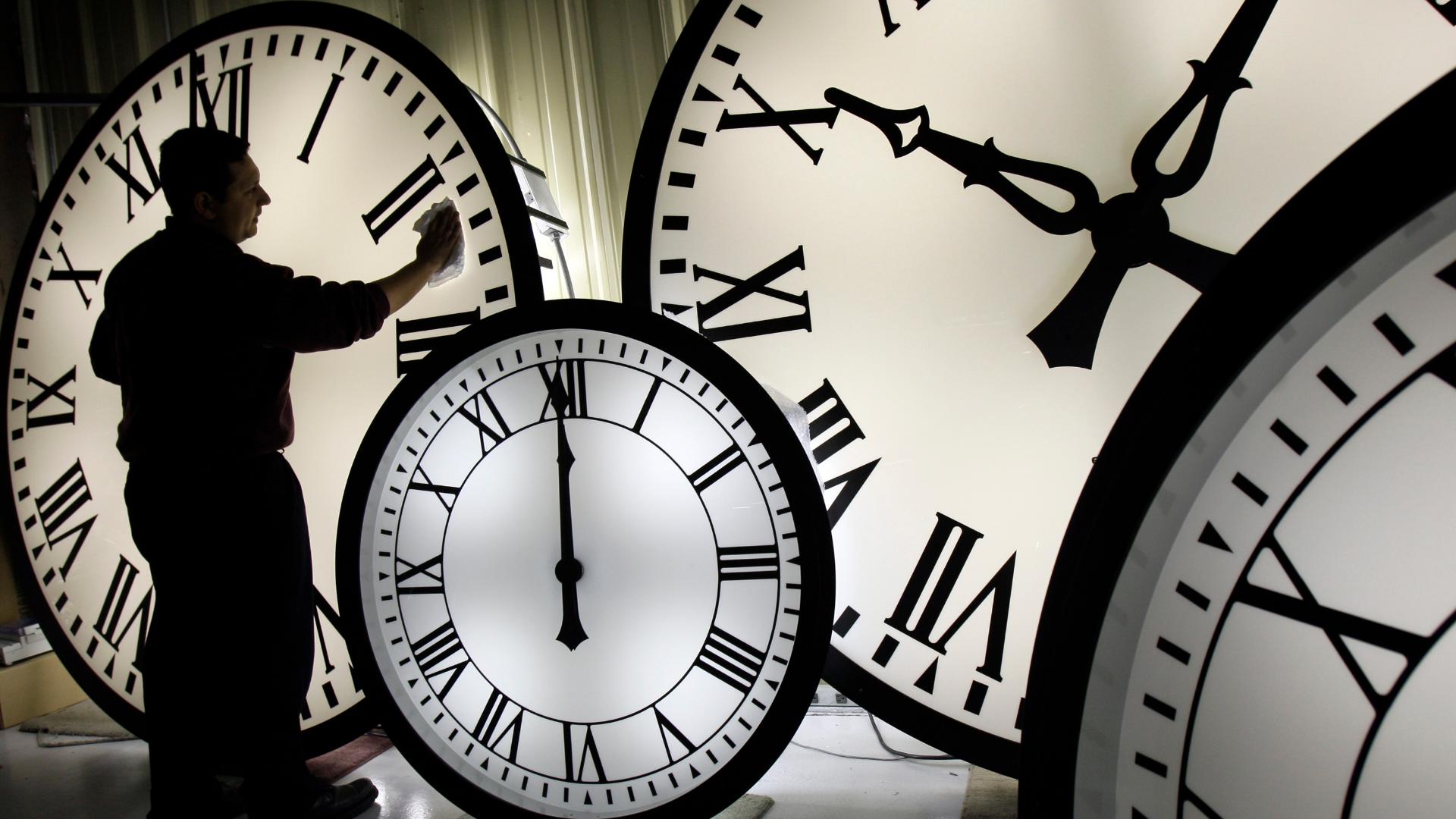 Daylight saving time: Man behind movement to lock the clock