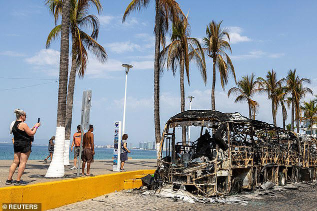 Opinion: Cartel's violence has turned spring break paradise into a war zone
