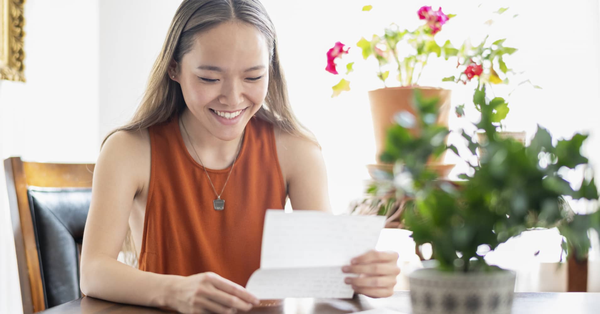 Average IRS tax refund is up 10.6%, early filing data shows