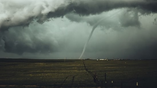 Three Rivers, Michigan tornado: Large twister seen near Edwardsburg and ...