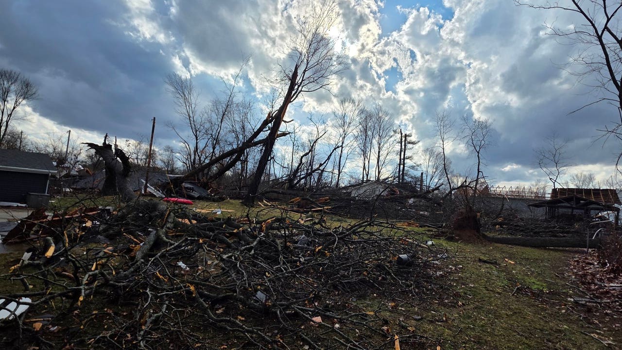 Tornado spotted in southwest Michigan as storm tracks east