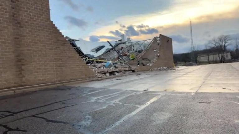 4 dead, several injuries after Southwest Michigan tornadoes
